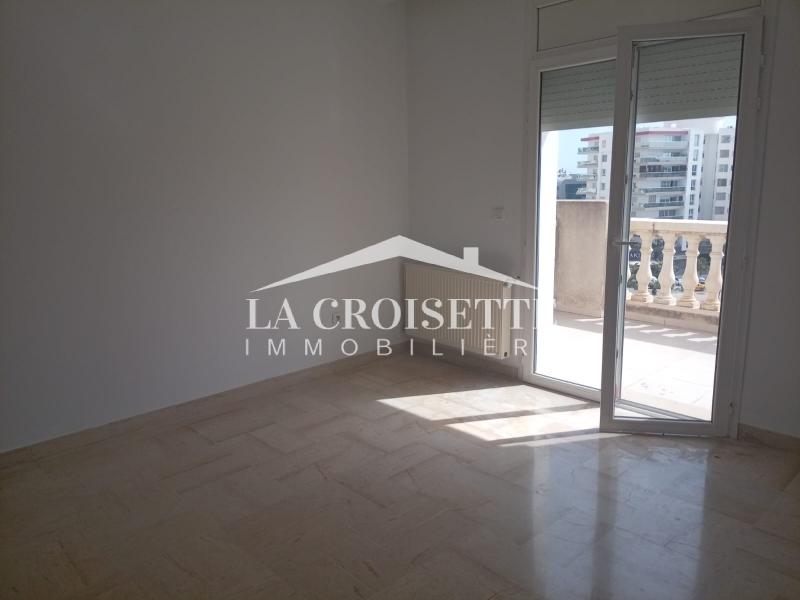 Appartement S+4 avec terrasse aux Berges du Lac 2